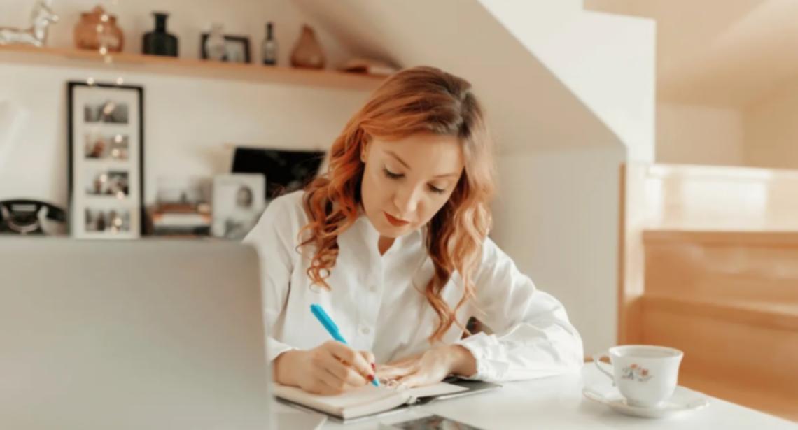 Teilnehmer während einer interaktiven Online-Seminar-Sitzung