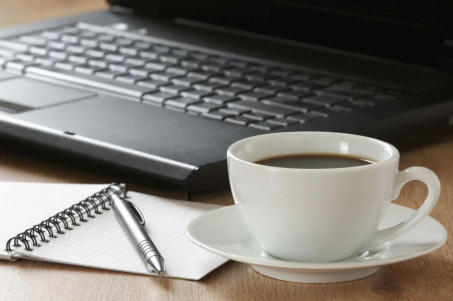 Materialbibliothek mit verschiedenen Lernressourcen